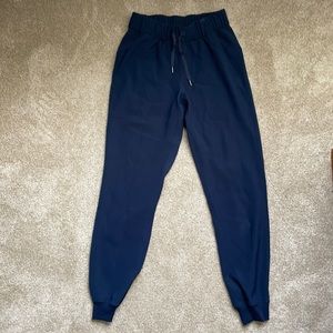 Navy lululemon joggers size 0